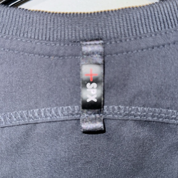 Grey’s Anatomy Scrub Jacket - Picture 8 of 8